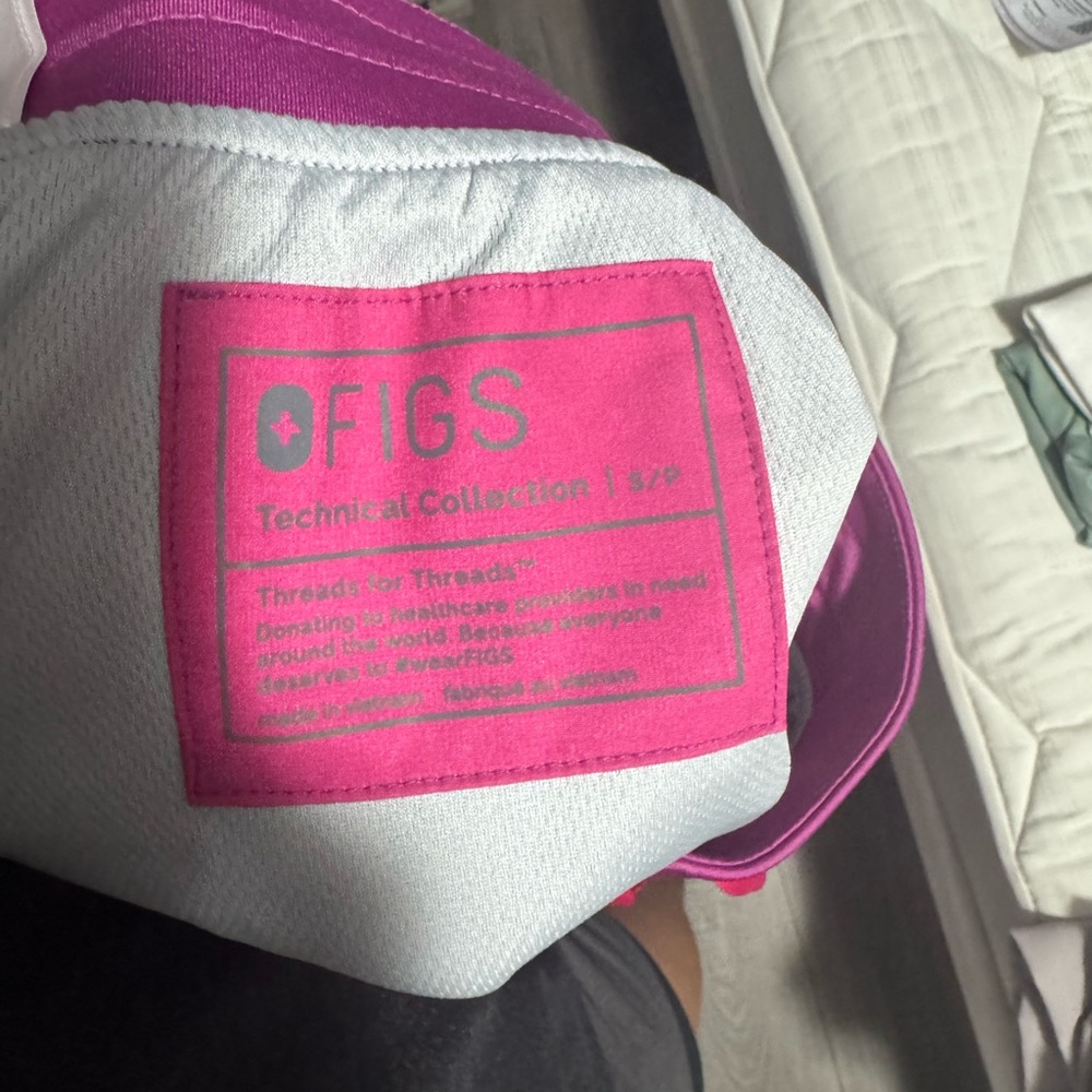 Double lined jogger pants new never worn
